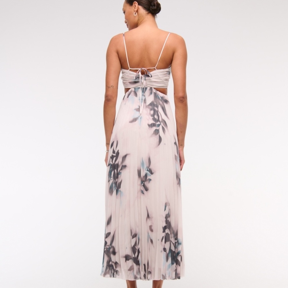 Abercrombie & Fitch Giselle Babydoll Maxi Dress - Picture 3 of 5